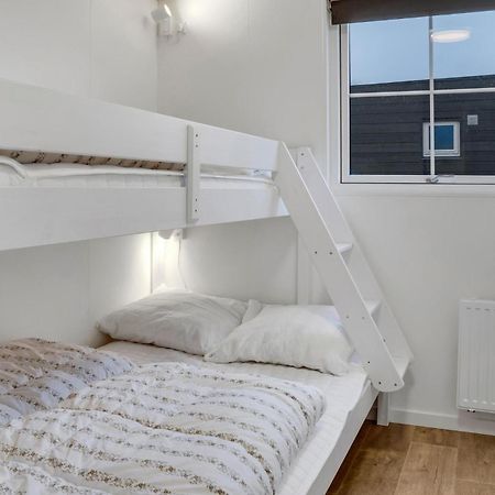 2 Bedroom Nice Apartment In Vaeggerlose Boto By Exterior photo